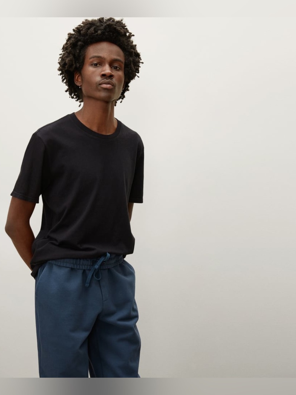 Everlane Uniform Organic Cotton Black Crewneck Tee Shirt Size Medium - Picture 1 of 12